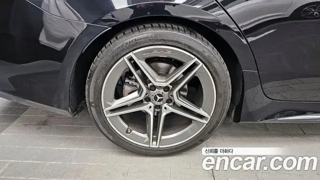 Mercedes-Benz CLS-Class 2022 — Photo 9/36
