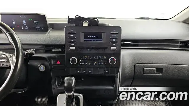 Hyundai Staria 2021 — Фото 14/20