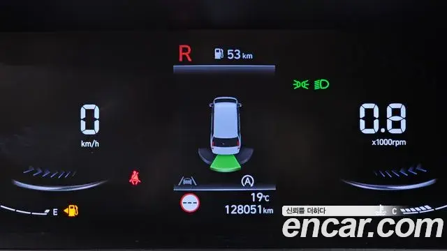 Hyundai Staria 2021 — Фото 16/20