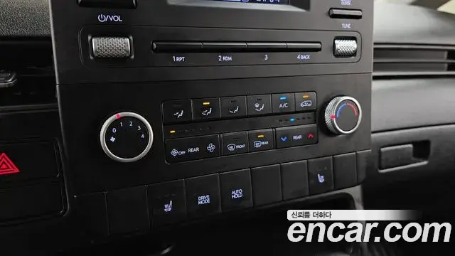 Hyundai Staria 2021 — Photo 20/33