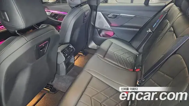 BMW 5 Series 2024 — ფოტო 3/20