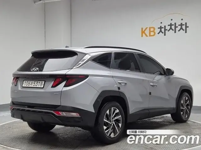 Hyundai Tucson Hybrid 2021 — Photo 7/19