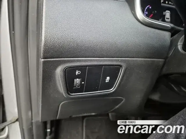 Hyundai Tucson Hybrid 2021 — Photo 10/19