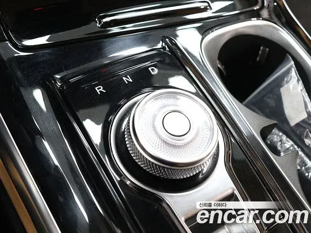 Kia Carnival 2022 — Photo 7/20