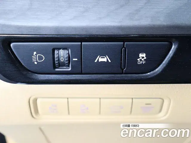 Kia Carnival 2022 — Photo 12/20