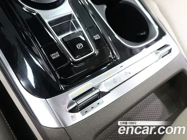 Kia Carnival 2022 — Фото 11/20
