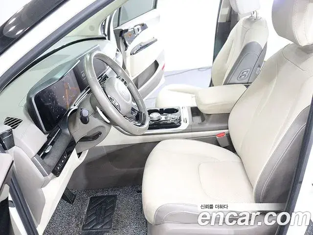 Kia Carnival 2022 — Фото 17/20