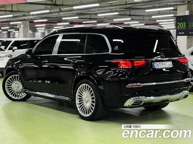 Mercedes-Benz GLS-Class 2022 — Photo 7/20