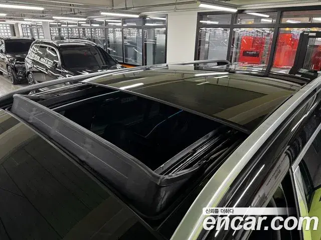 Mercedes-Benz GLS-Class 2022 — Photo 14/20