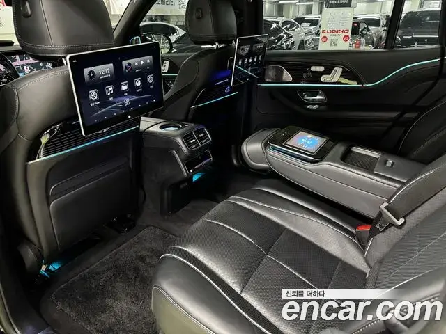 Mercedes-Benz GLS-Class 2022 — Photo 15/20