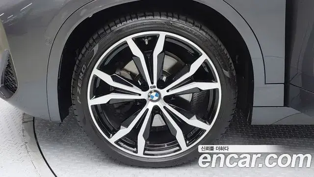 BMW X2 2021 — Şəkil 12/19