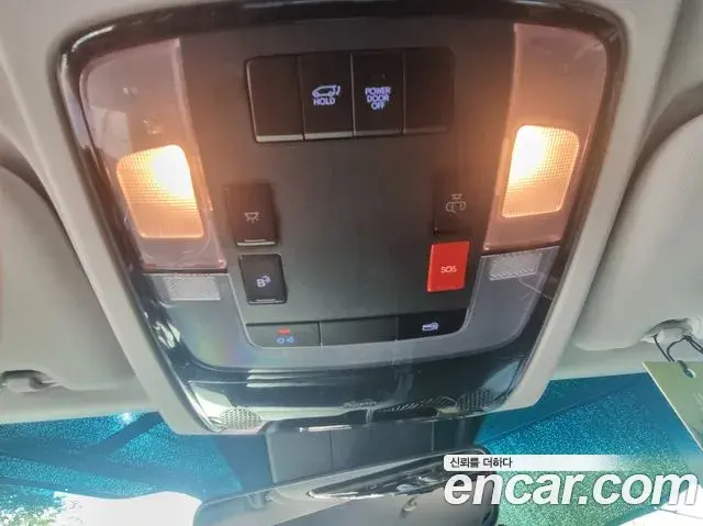 Hyundai Staria 2021 — Photo 12/20