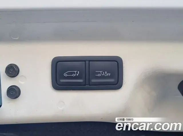 Hyundai Staria 2021 — Photo 16/20