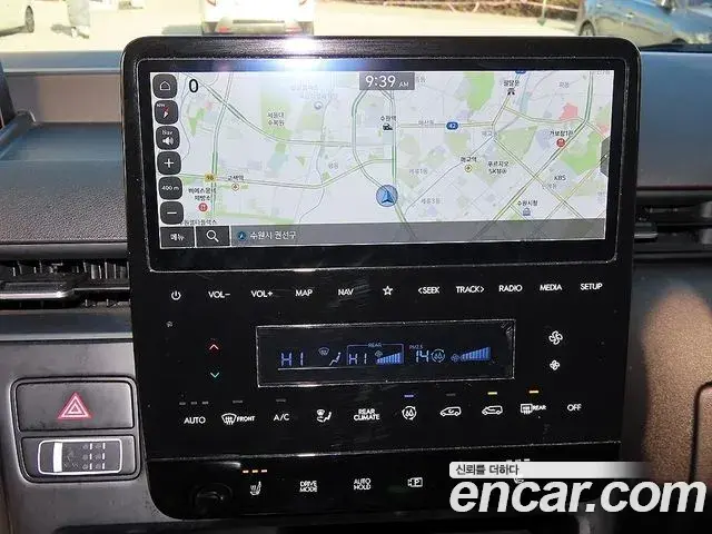Hyundai Staria 2023 — Фото 12/18