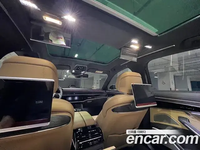 Audi A8 2020 — ფოტო 7/20