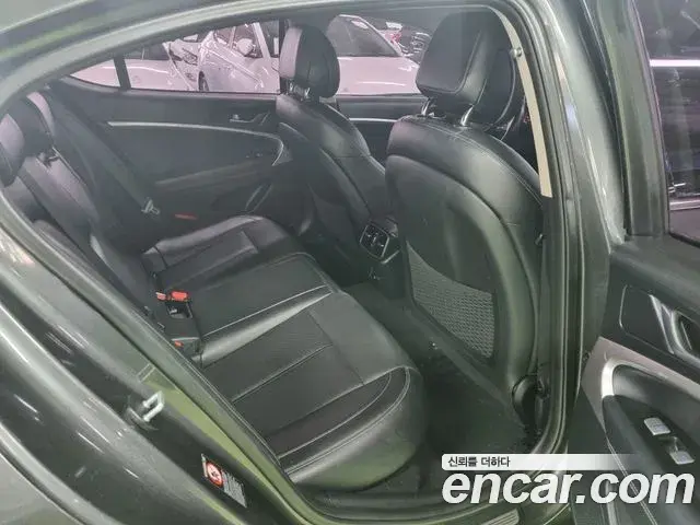 Genesis G70 2018 — Photo 20/20