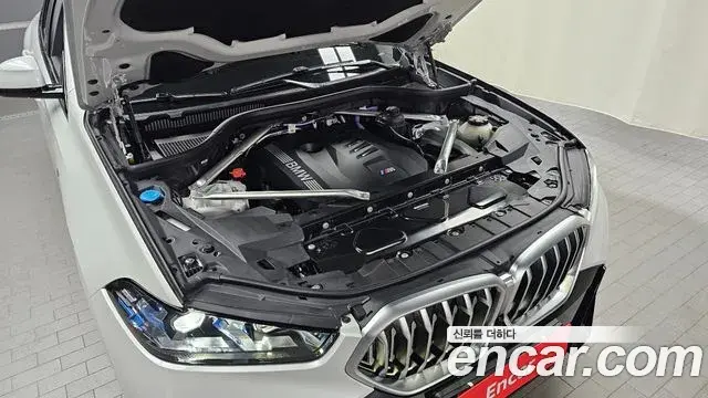 BMW X6 2025 — ფოტო 30/32