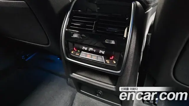 BMW X6 2025 — ფოტო 19/32