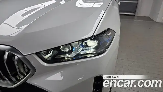 BMW X6 2025 — ფოტო 27/32