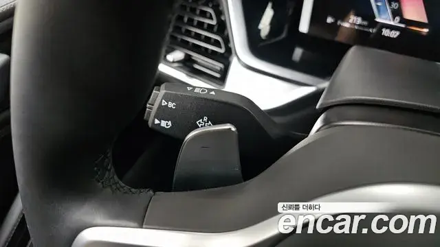 BMW X6 2025 — ფოტო 24/32