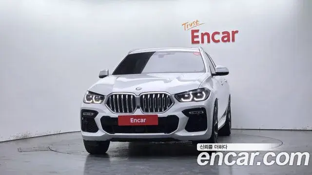 BMW X6 2021 — ფოტო 17/20
