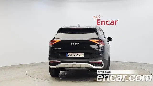 Kia Sportage 2023 — Şəkil 34/37