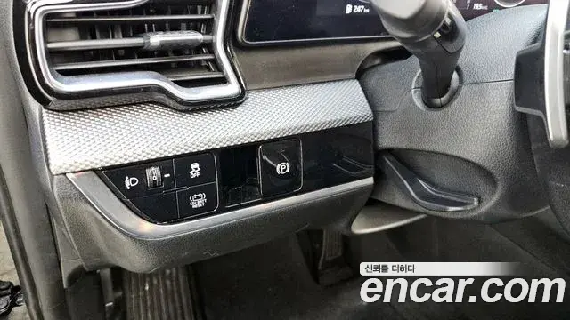 Kia Sportage 2023 — Şəkil 17/37