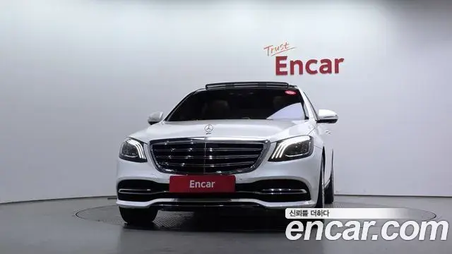 Mercedes-Benz S-Class 2019 — Photo 6/30