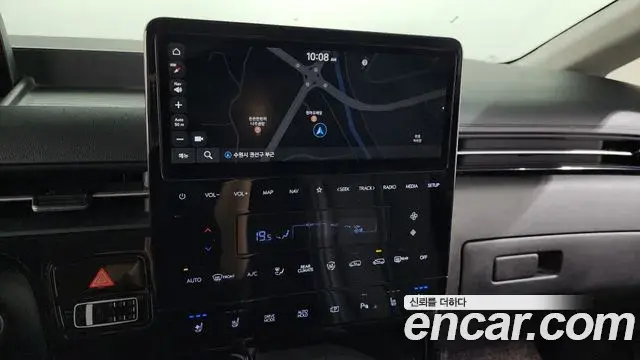 Hyundai Staria 2021 — Фото 12/20