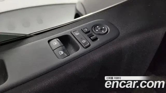 Hyundai Staria 2021 — Şəkil 26/32