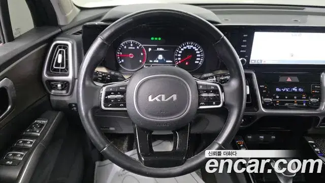 Kia Sorento 2022 — Фото 14/20
