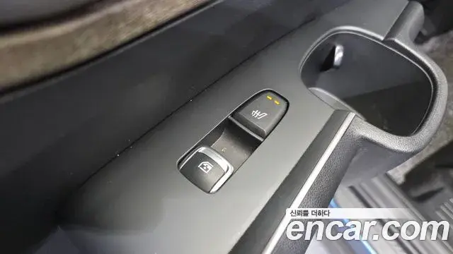 Kia Sorento 2022 — Фото 18/20