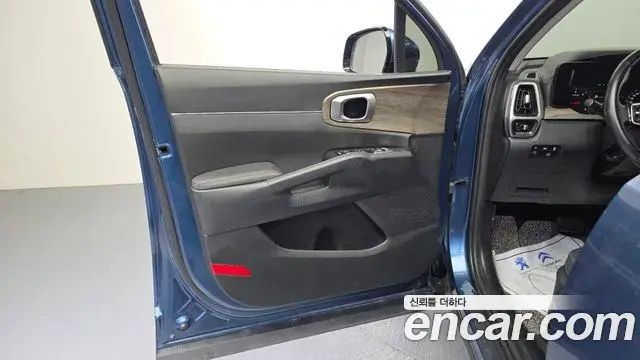 Kia Sorento 2022 — Photo 22/31
