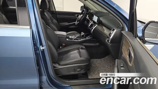 Kia Sorento 2022 — Photo 27/31