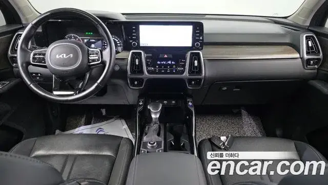 Kia Sorento 2022 — Photo 28/31