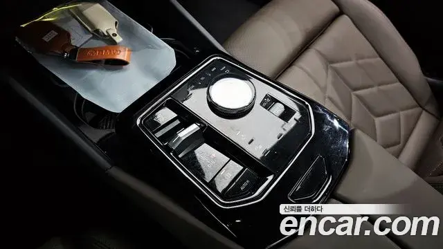 BMW 5 Series 2024 — Photo 3/20