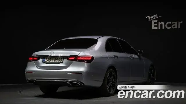 Mercedes-Benz E-Class 2021 — ფოტო 10/20