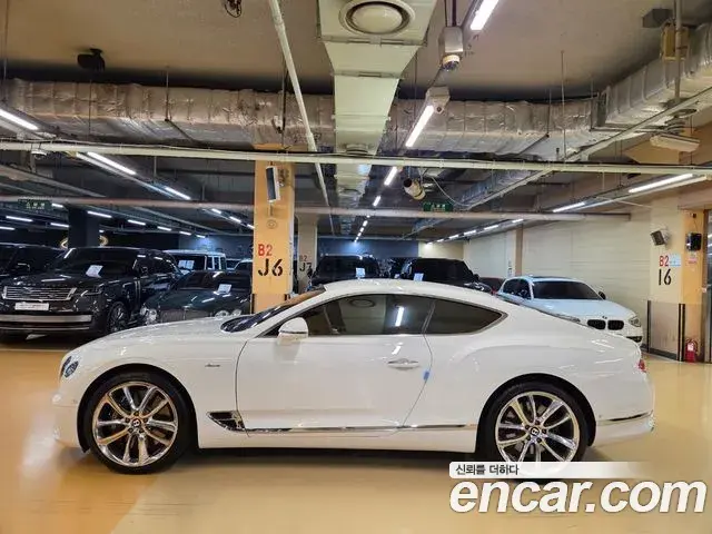 Bentley Continental GT 2023 — Şəkil 17/20
