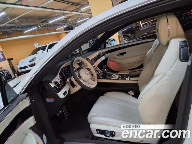Bentley Continental GT 2023 — Şəkil 15/20