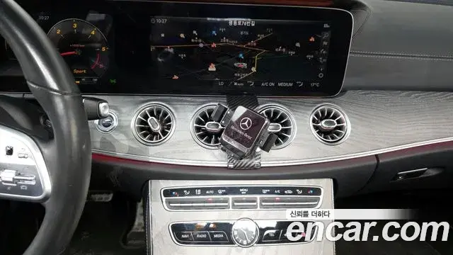Mercedes-Benz CLS-Class 2019 — Photo 12/20