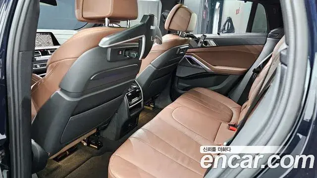 BMW X6 2020 — Фото 12/20