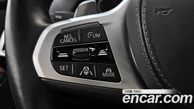 BMW X6 2020 — Фото 17/20