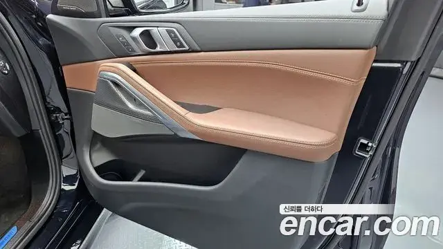 BMW X6 2020 — ფოტო 14/33