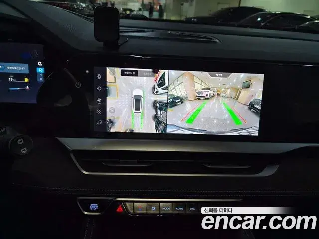Renault Samsung Grand Koleos 2024 — Photo 13/20