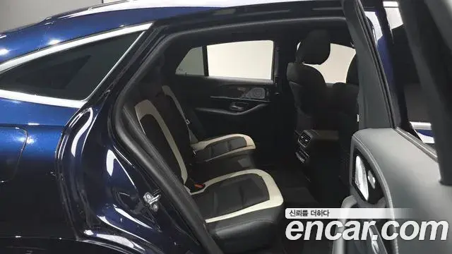 Mercedes-Benz GLE-Class 2021 — ფოტო 40/41