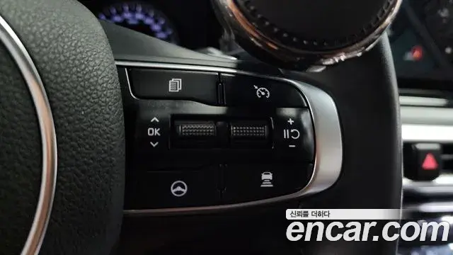 Kia K5 2021 — Şəkil 23/35