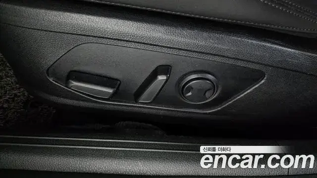 Kia K5 2021 — Şəkil 32/35