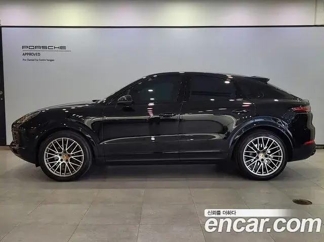 Porsche Cayenne 2023 — Photo 3/20