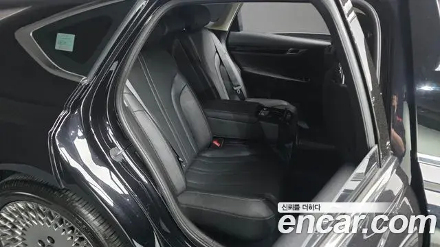 Genesis G80 2021 — ფოტო 16/32