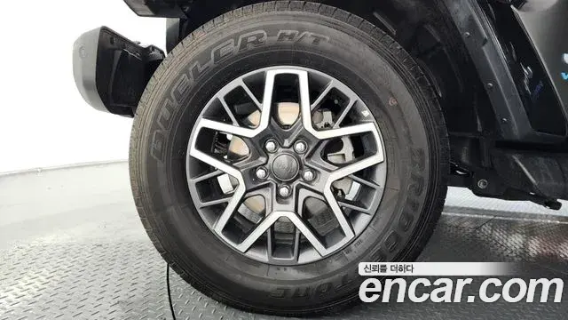 Jeep Wrangler 2022 — Photo 15/36
